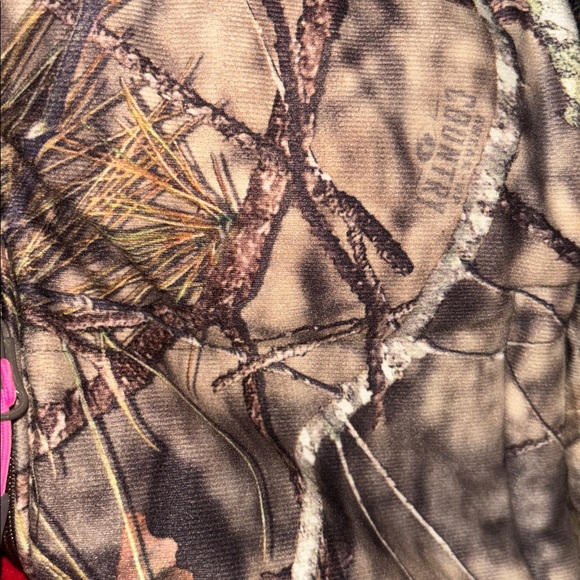 Women's Camouflage Hooded Jacket - Picture 11 of 12